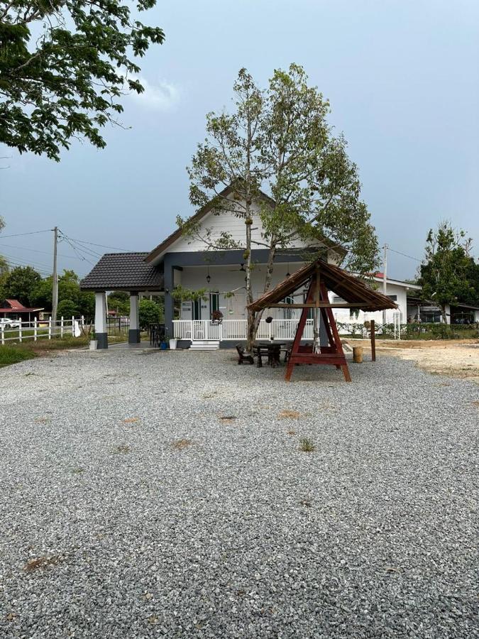 D'Lamar Homestay Pendang Экстерьер фото