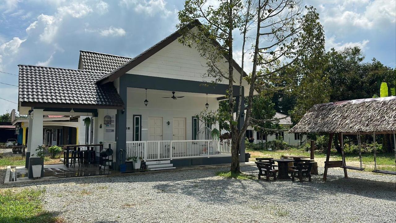 D'Lamar Homestay Pendang Экстерьер фото